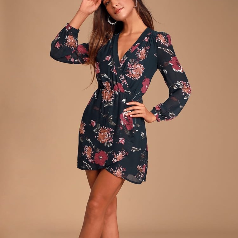 Lulu’s Navy Floral Print Dress